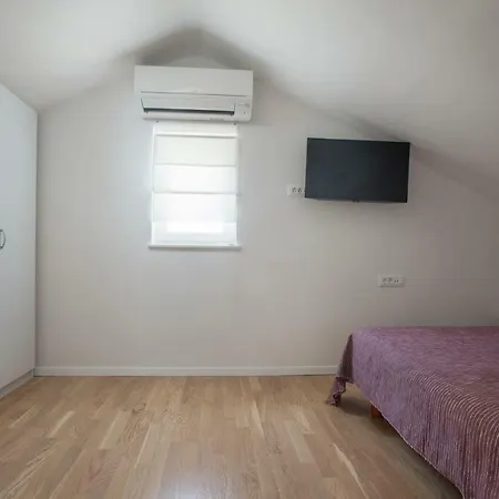 Apartment Bolero Bol
