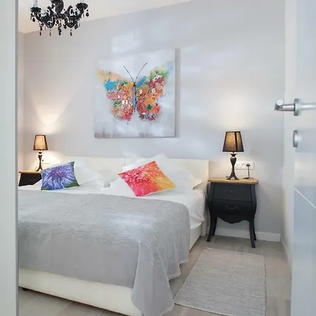 Apartment Bolero Bol