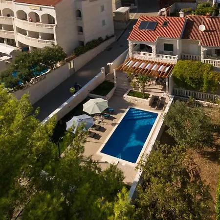 Апартаменты Bolero *