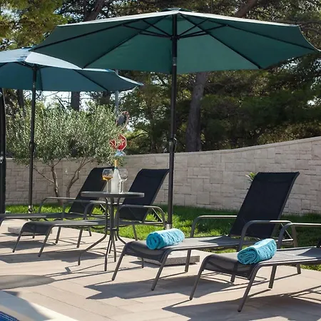 Bolero Апартаменты Бол